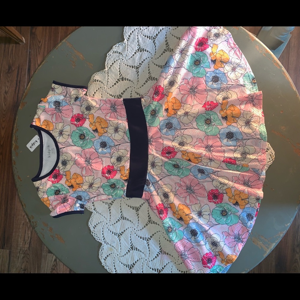 Size 5/6 floral skater little girl dress